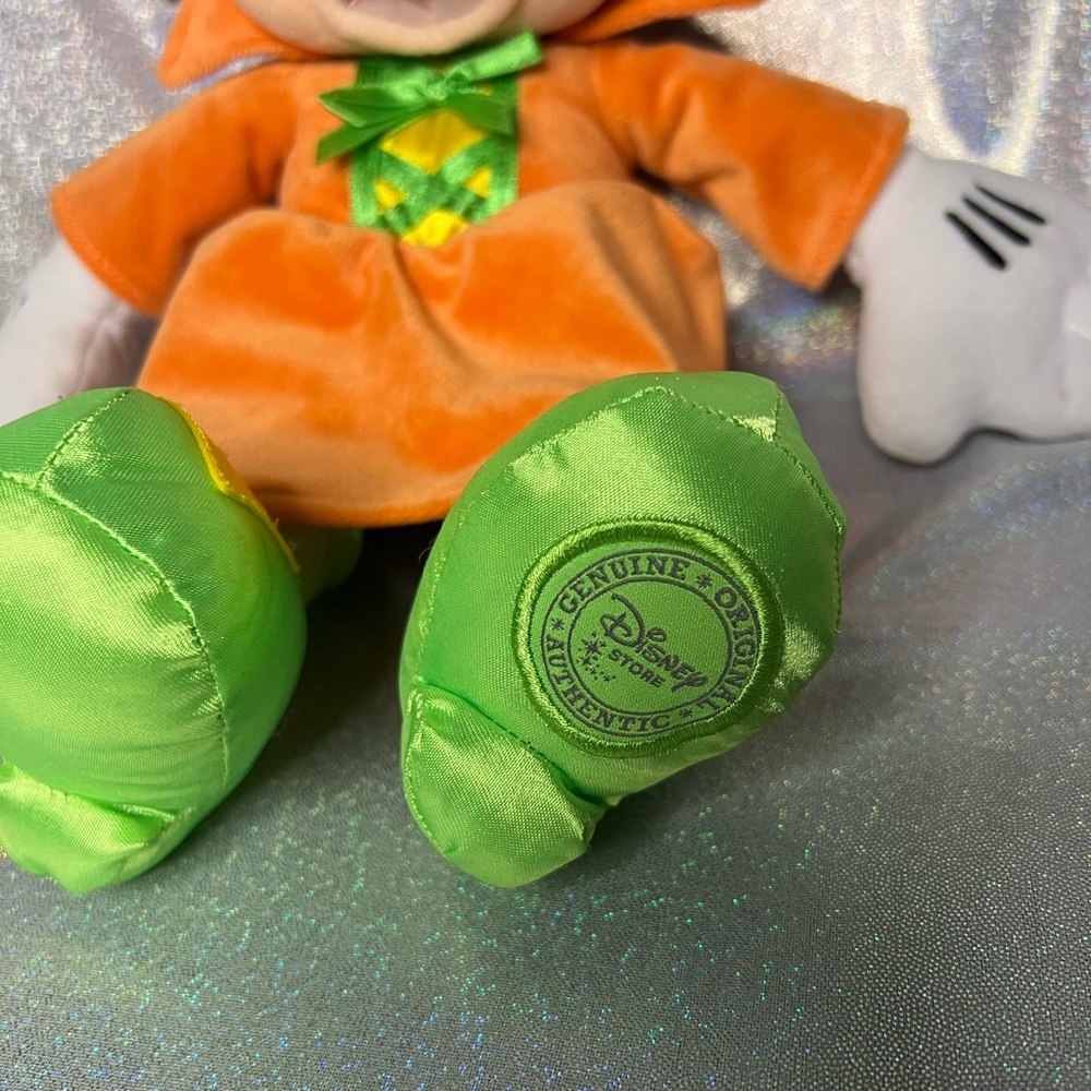 Halloween Minnie Mouse Witch 16" Collectable Plush Stuffed Toy Disney Store 🎃 - Picture 2 of 7